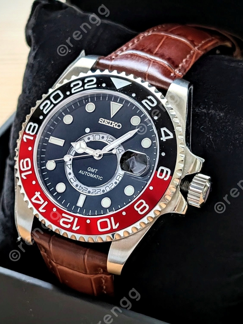 Black Seiko GMT Wheel Automatic Mod Watch Red/Black Bezel